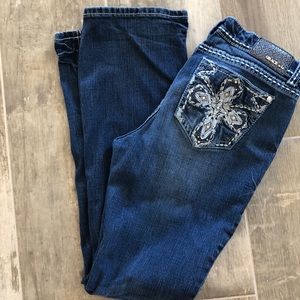 Grace in LA like new